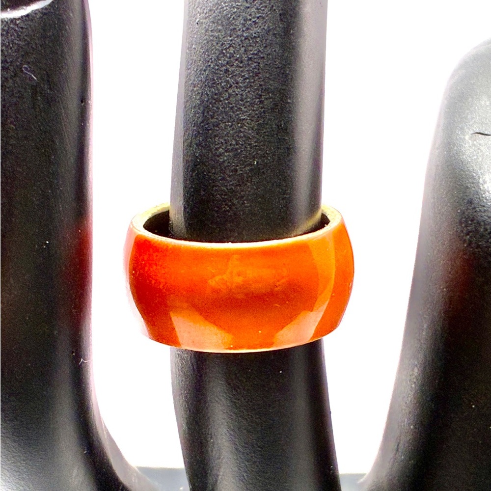 Vintage Orange Enamel Band with Gold Tone Inside Size 5.75